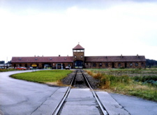 Auschwitz - 12